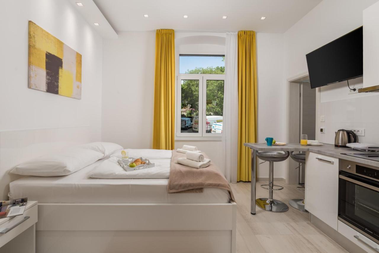 Lux Apartments ริเยกา ภายนอก รูปภาพ