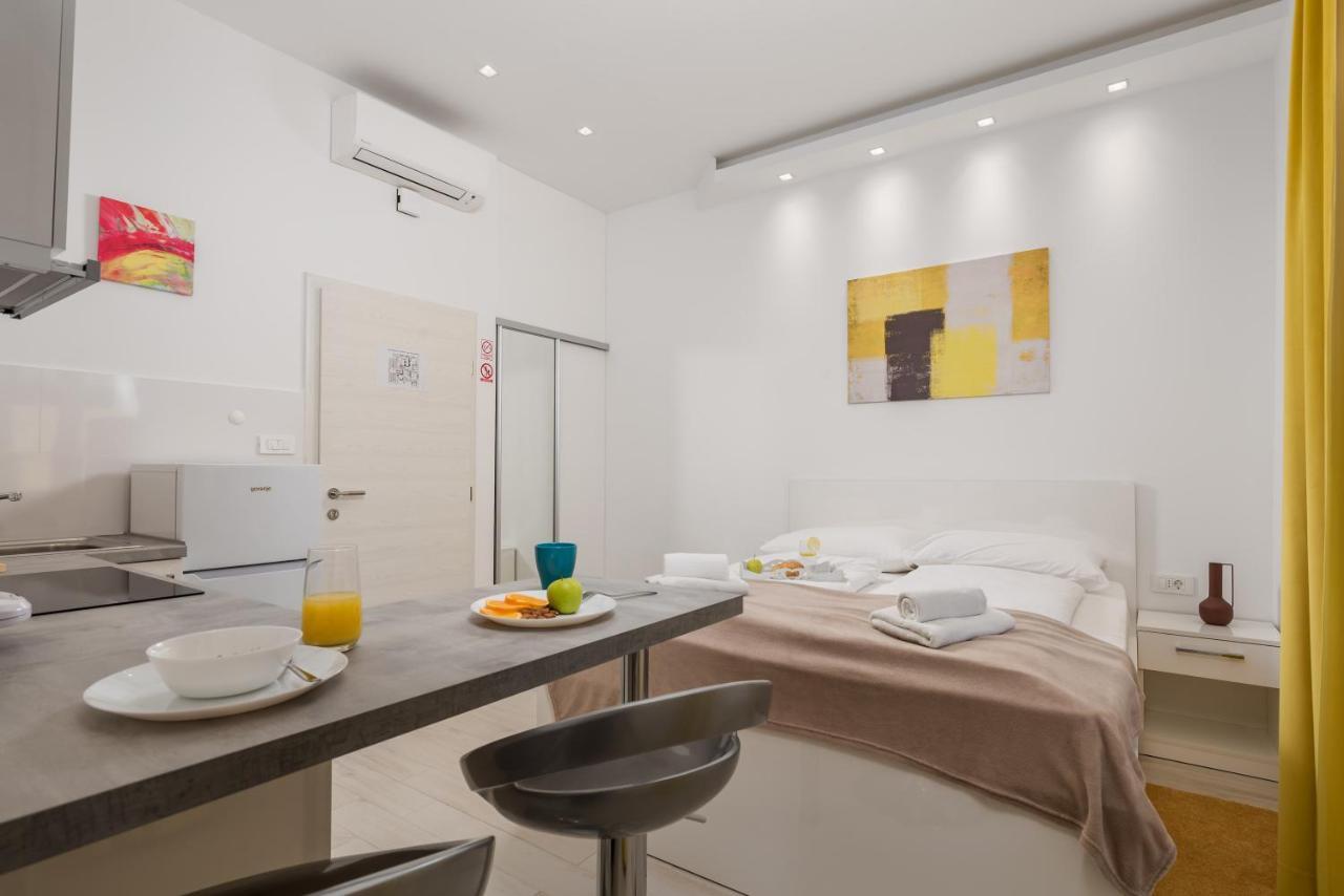 Lux Apartments ริเยกา ภายนอก รูปภาพ