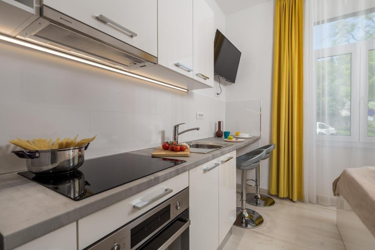 Lux Apartments ริเยกา ภายนอก รูปภาพ