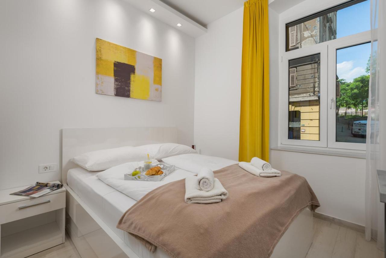 Lux Apartments ริเยกา ภายนอก รูปภาพ