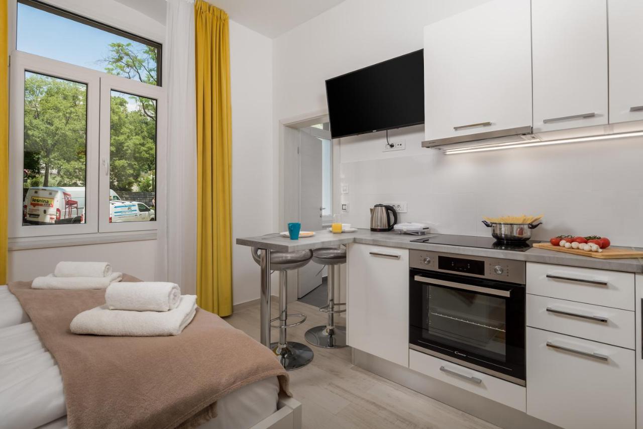 Lux Apartments ริเยกา ภายนอก รูปภาพ